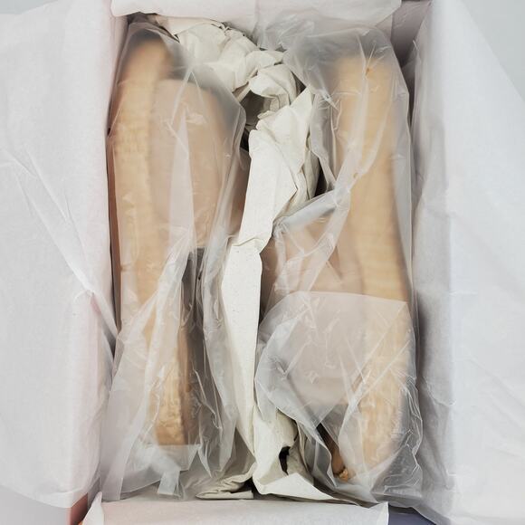 Lisa Vicky Womens 7M Smile-V Suede Slip on Sandal Tan Camel New In Box - Picture 9 of 10